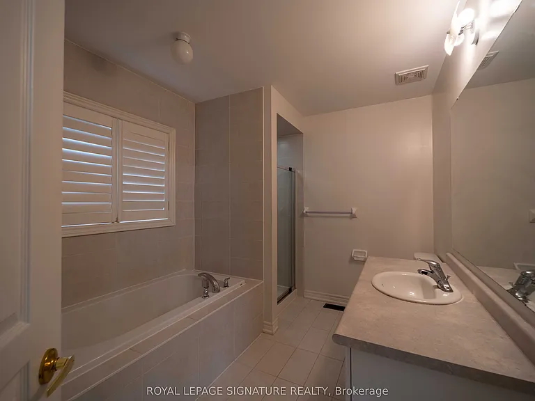 5570 Meadowcrest Ave — Photo 17