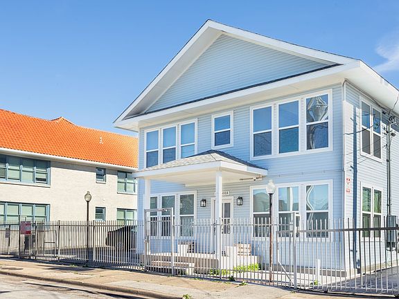 3rd image of 1515 Bennett Ave #4914