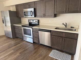 110 SE 8th St APT 4, Gainesville, FL 32601