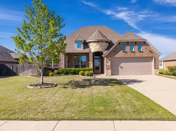 1118 Wolverine Ln, Greenville, TX 75402