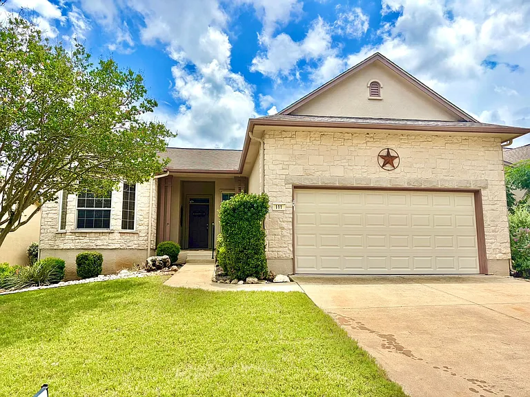 111 Purple Sage Dr — Photo 2