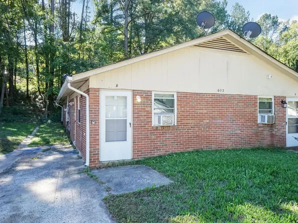 602A Barton St, Durham, NC 27707