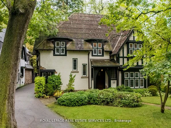 18 Queen Marys Dr, Toronto, ON M8X 1S2