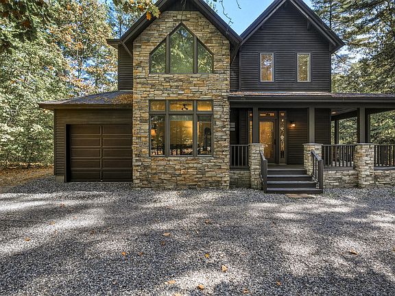4th image of 52 N Bridgton Road
