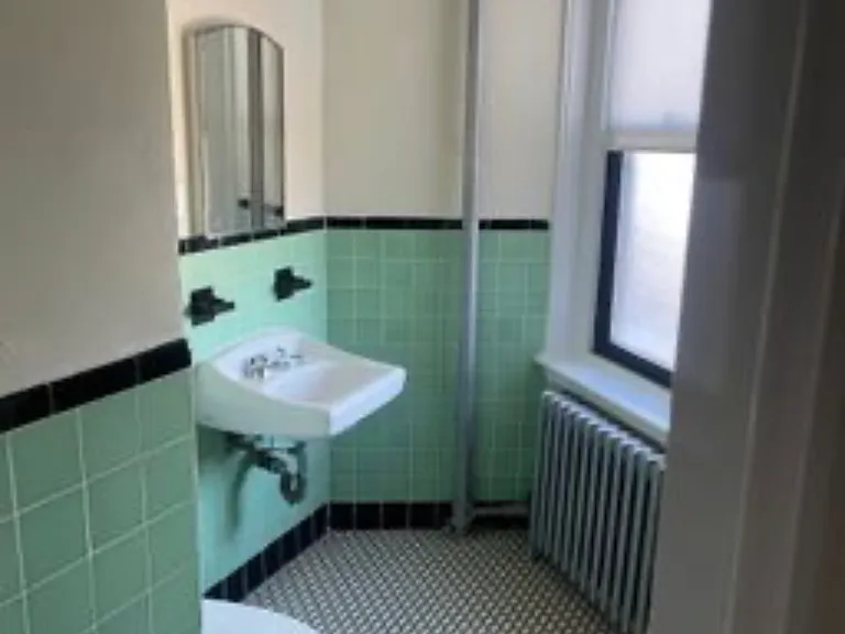504 Beacon St #35 — Photo 7