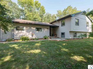 55856 River Fort Dr, Mankato, MN 56001