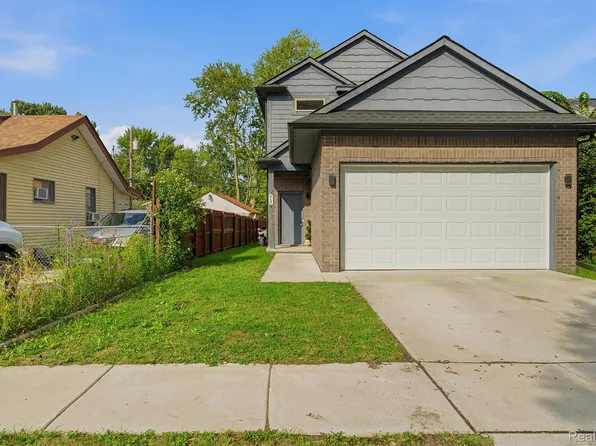 27827 S Moran St, Harrison Township, MI 48045