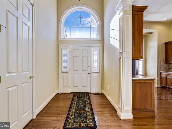 5th image of 15246 Brier Creek Dr