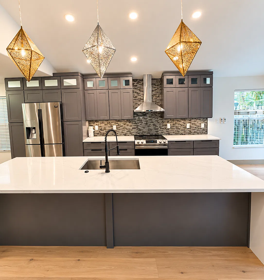3 bed, 2713 sqft, $5,200 — Photo 4