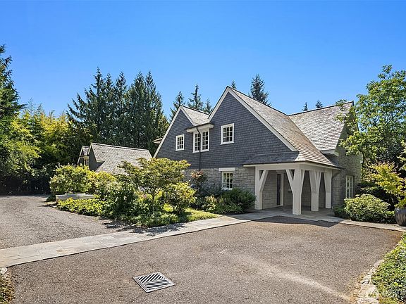 4th image of 8106 Overlake Drive W