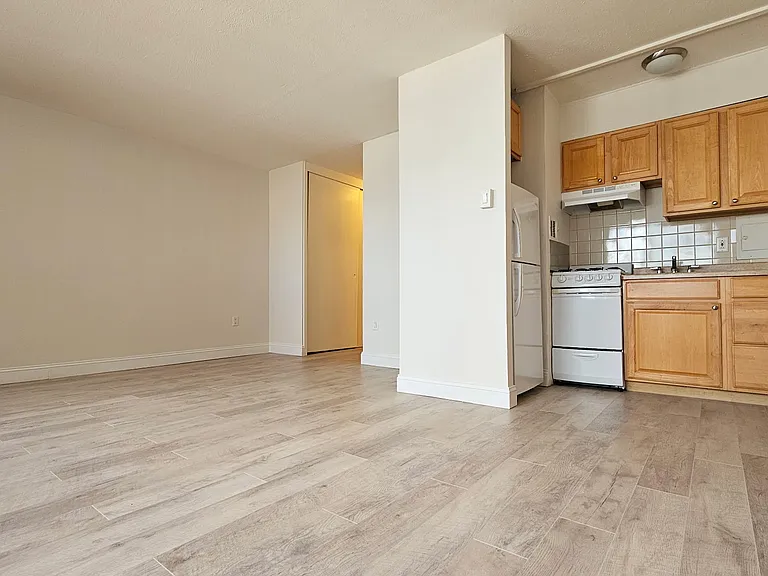 2101 Chestnut St #1522 — Photo 3