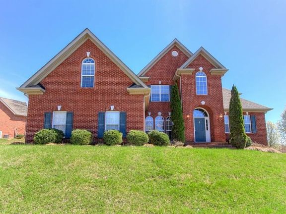 5th image of 1626 Meadow Chase Ln