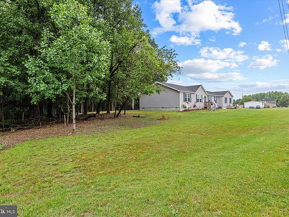 4th image of 21933 Conrail Rd