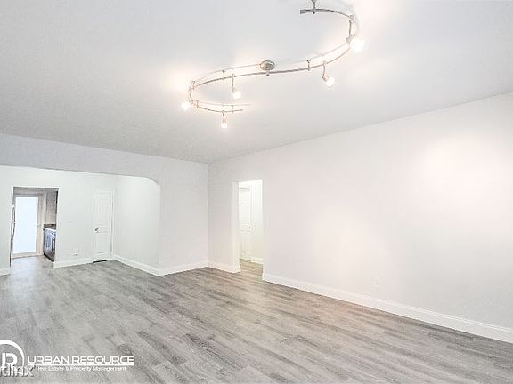 4th image of 8330 Byron Ave