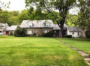 52 Cobblewood Rd, Blairstown, NJ 07825