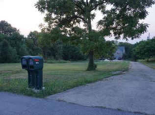 103 Woodland Rd #A, Vine Grove, KY 40175