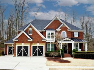 333 Ashleigh Walk Pkwy, Suwanee, GA 30024