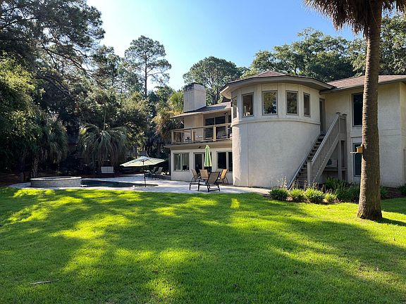 2nd image of 5 Wren Dr