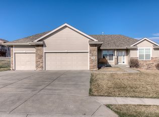 7504 S 189th St, Omaha, NE 68136