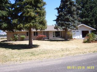 2334 Jerry Rd, Central Point, OR 97502