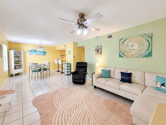 3rd image of 14921 Windward Dr APT 104