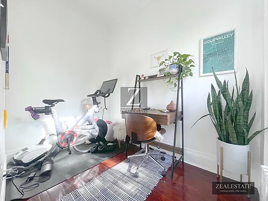 Rented by ZealEstate Group Inc | media 21