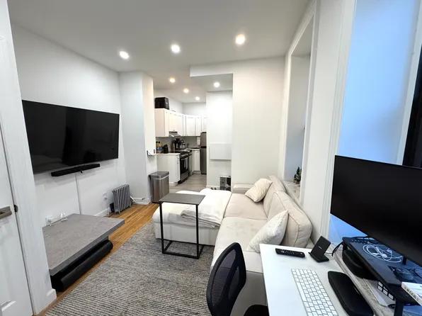 151 Bleecker Street image 1 of 5