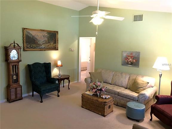 Living room and doorway to guest bedrooms.