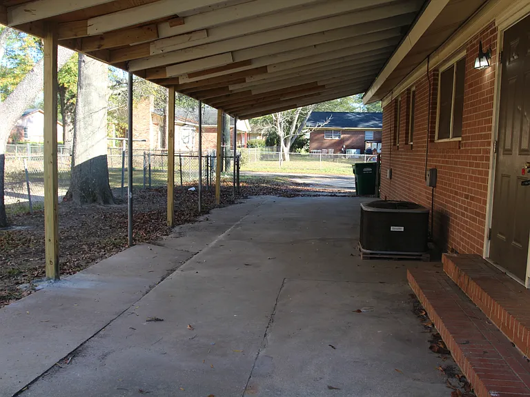 2105 Evergreen Dr — Photo 9