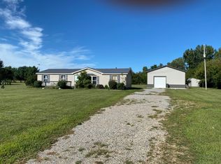 59732 Long Lake Rd, Colon, MI 49040