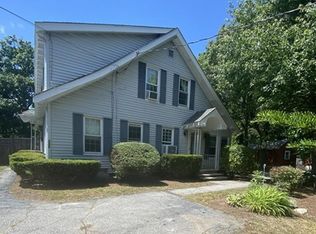132 Washington St, Woburn, MA 01801