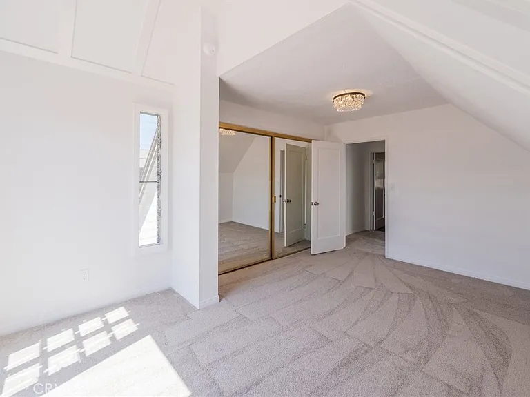1305 Oak Ave — Photo 21