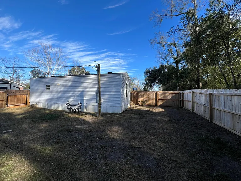 201 Rocky Ave — Photo 27
