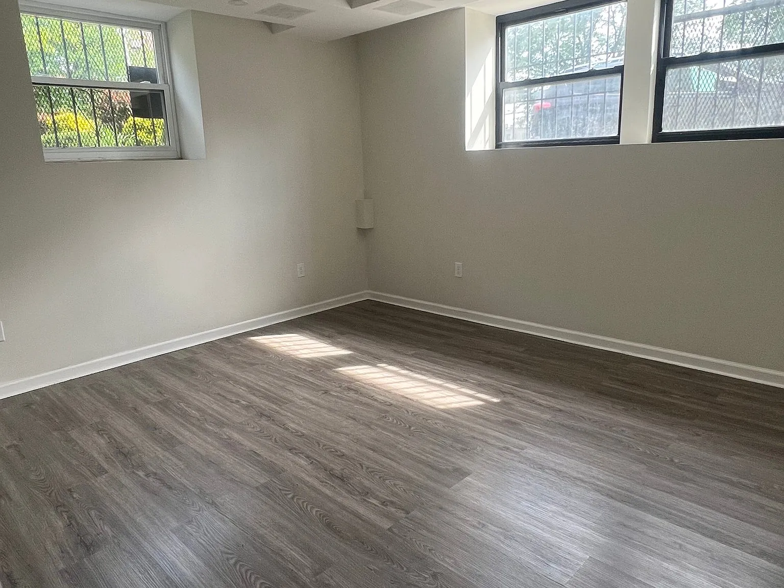 2 Bed, 1.5 Bath Unit in East Orange - $1850/mo - Available 9/15/2026 — Photo 2