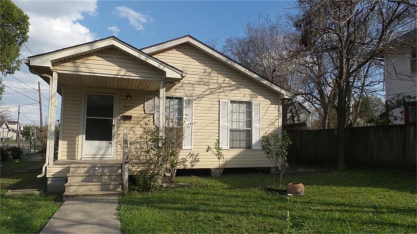 1st image of 201 Lockwood Dr