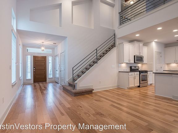 4th image of 2305 Hermia St
