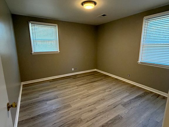 3rd image of 8067 Esterbrook Dr