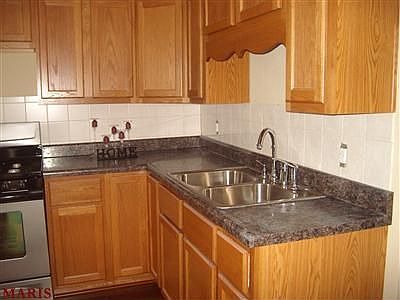 5th image of 1725 Uceyle Ave
