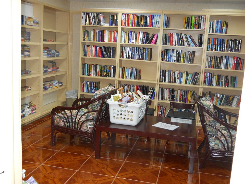 1st image of 112 Lake Dora Dr #112