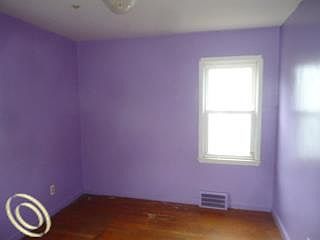 5th image of 8260 Westwood St