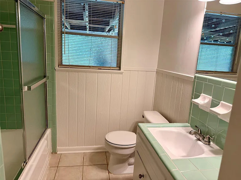 5510 Delwood Dr — Photo 10