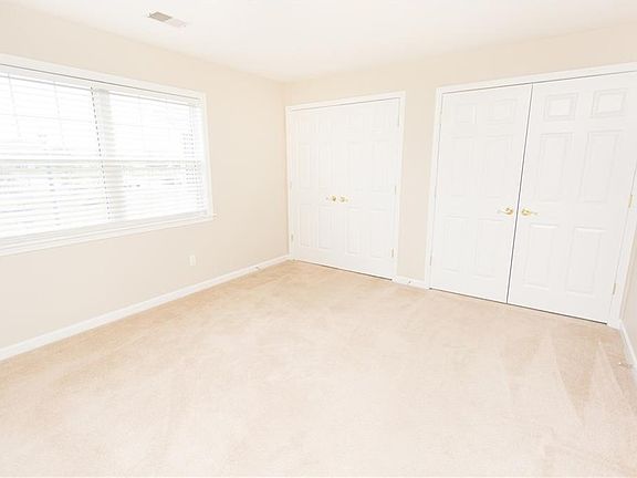 5th image of 1590 Southwestern Blvd APT 3