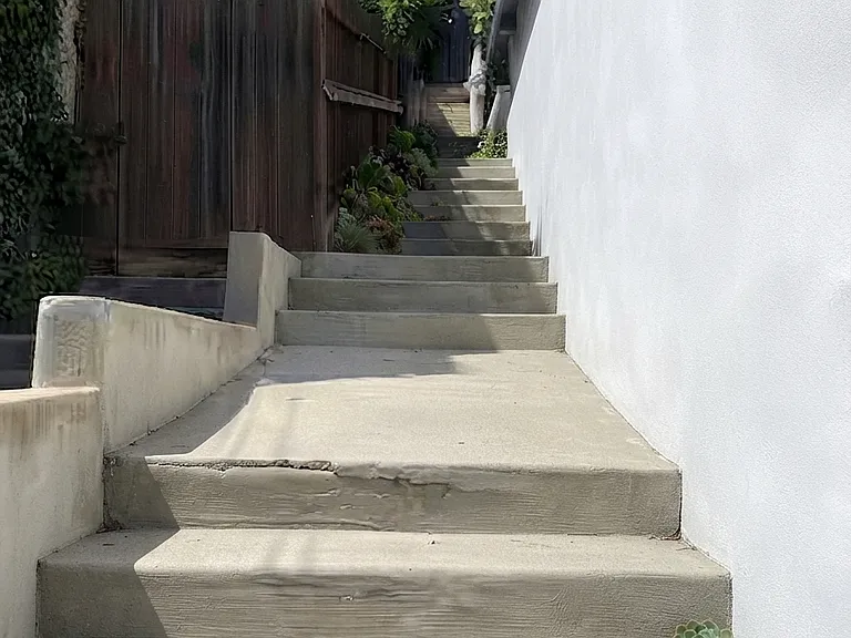 2165 Valentine St #1 — Photo 10
