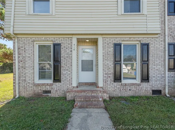 416 Kirkcaldy Ct, Fayetteville, NC 28314