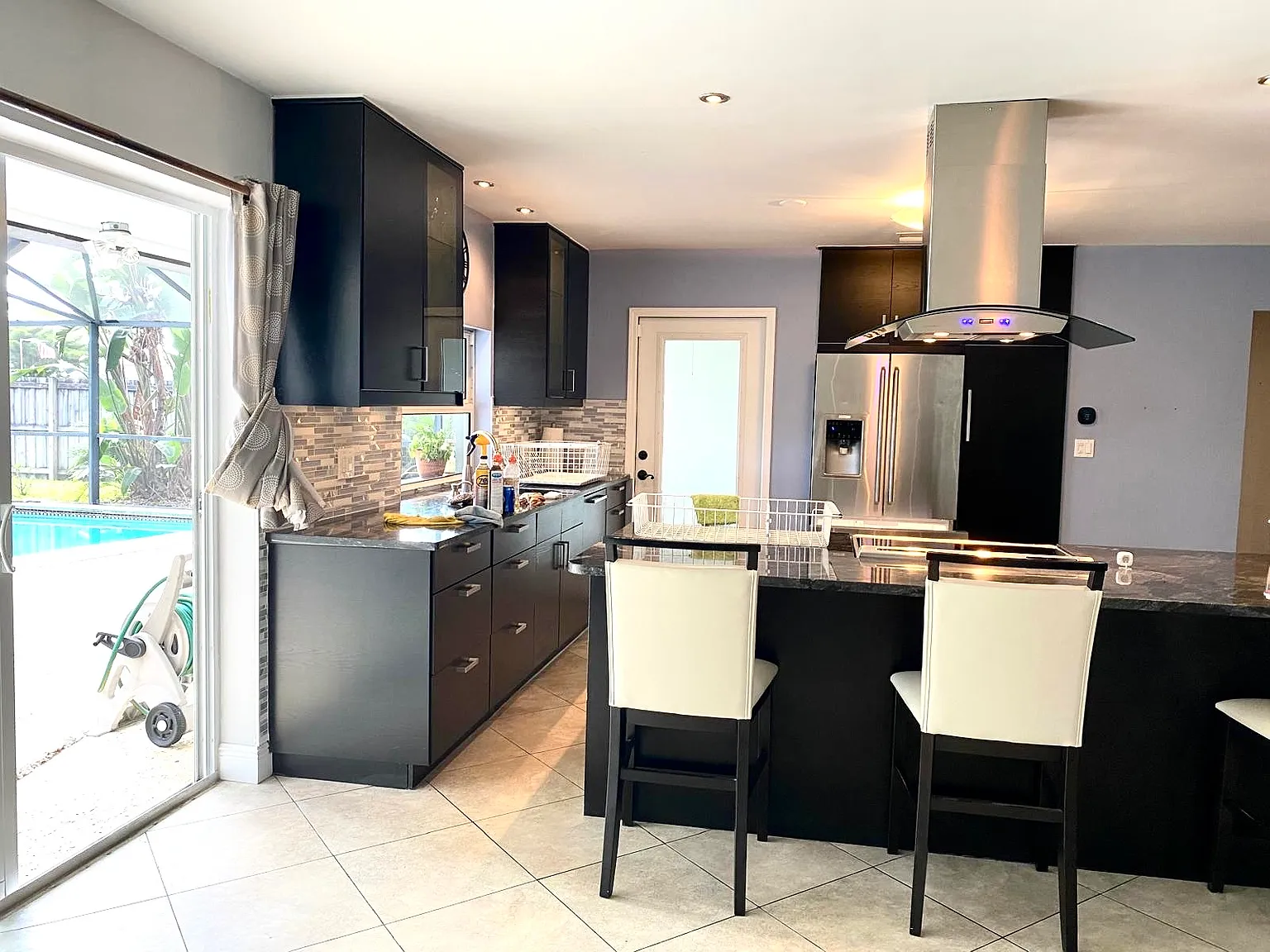 3 bed, 1877 sqft, $5,000 — Photo 2