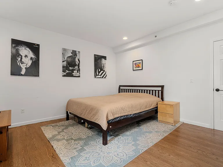 112 Highland Ave #H — Photo 13