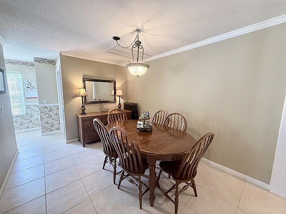 4th image of 113 Belton Dr
