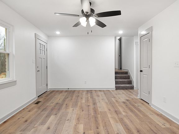 4th image of 4825 Gold Pointe Dr NE