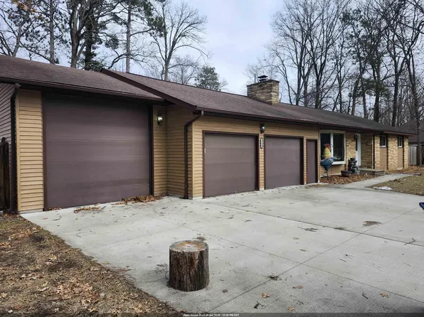 5526 Ellis St, Stevens Point, WI 54482