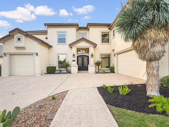 2nd image of 6311 Sevilla Cir